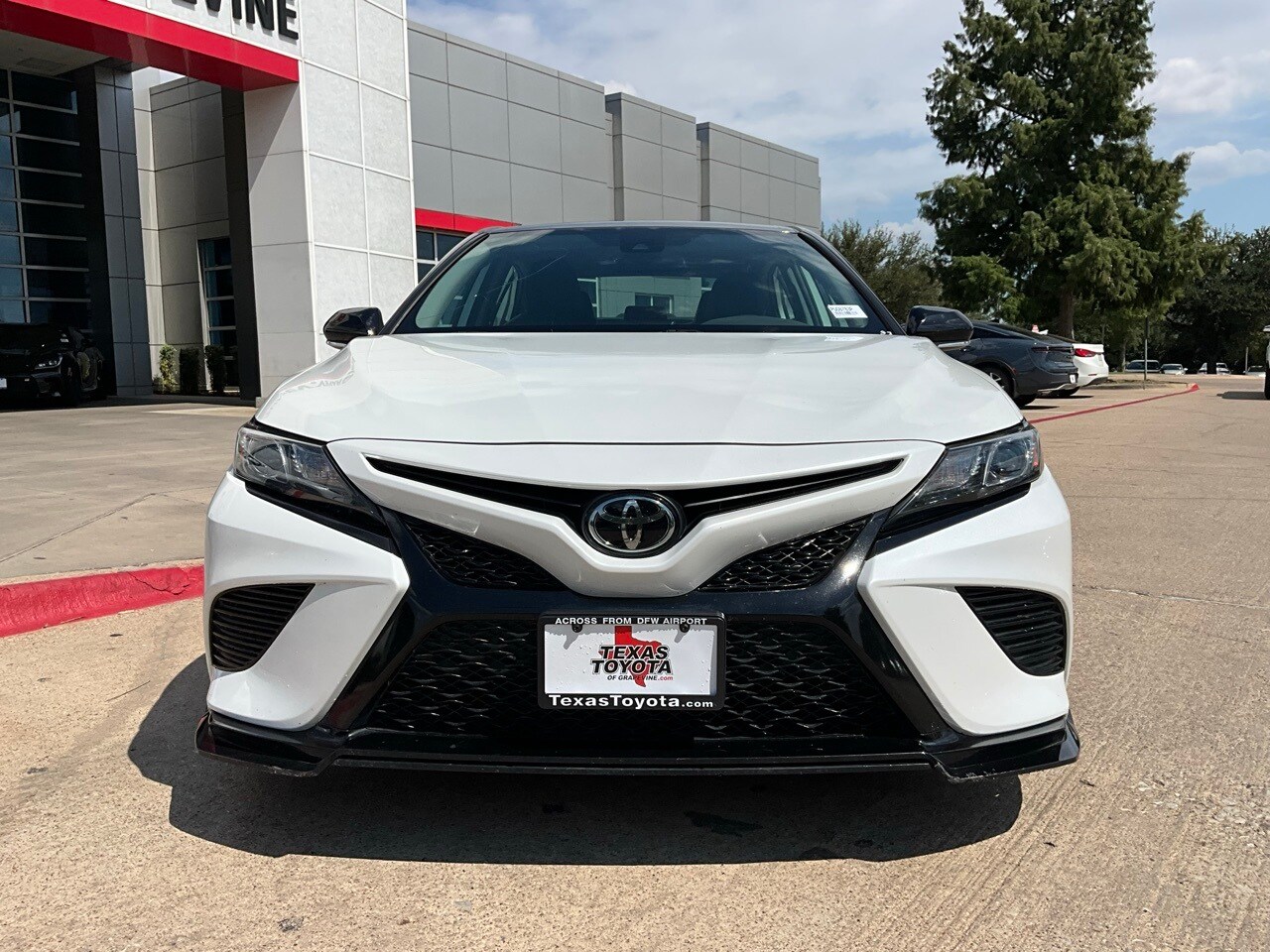2023 Toyota Camry TRD V6 photo 3
