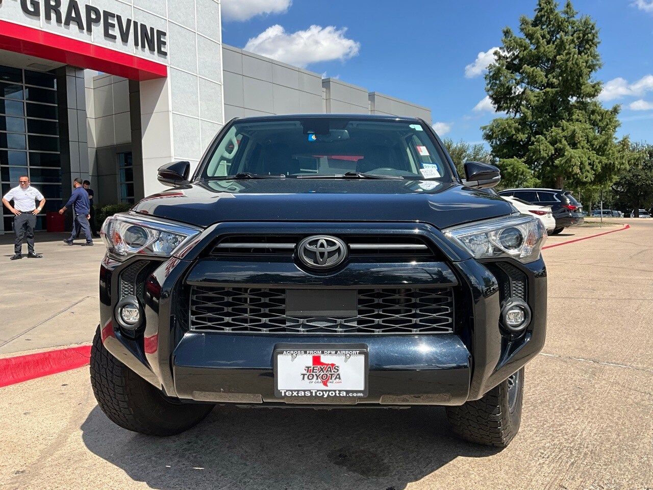 2021 Toyota 4Runner SR5 Premium photo 3