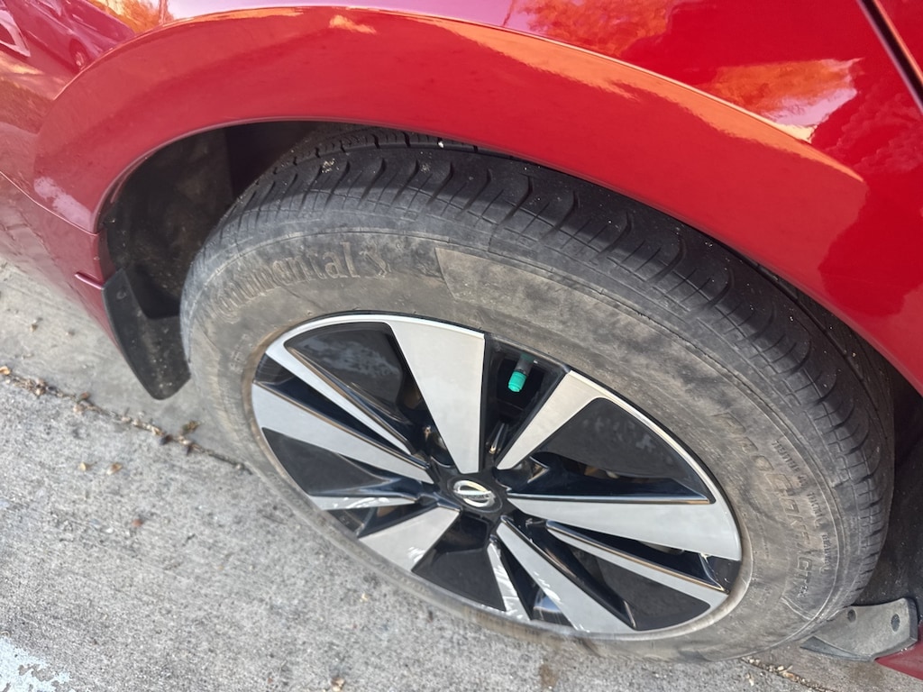 Used 2021 Nissan Altima 2.5 SV Sedan