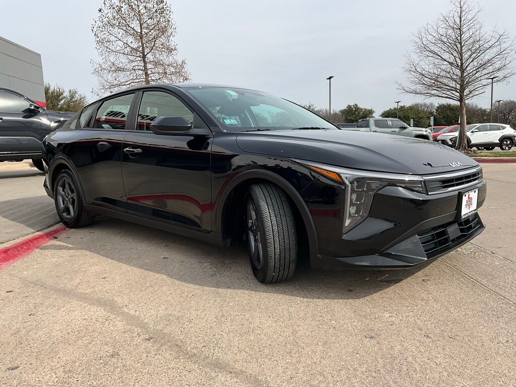 Used 2025 Kia K4 LXS Sedan