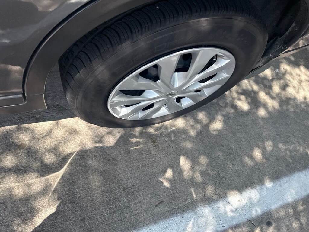Used 2020 Nissan