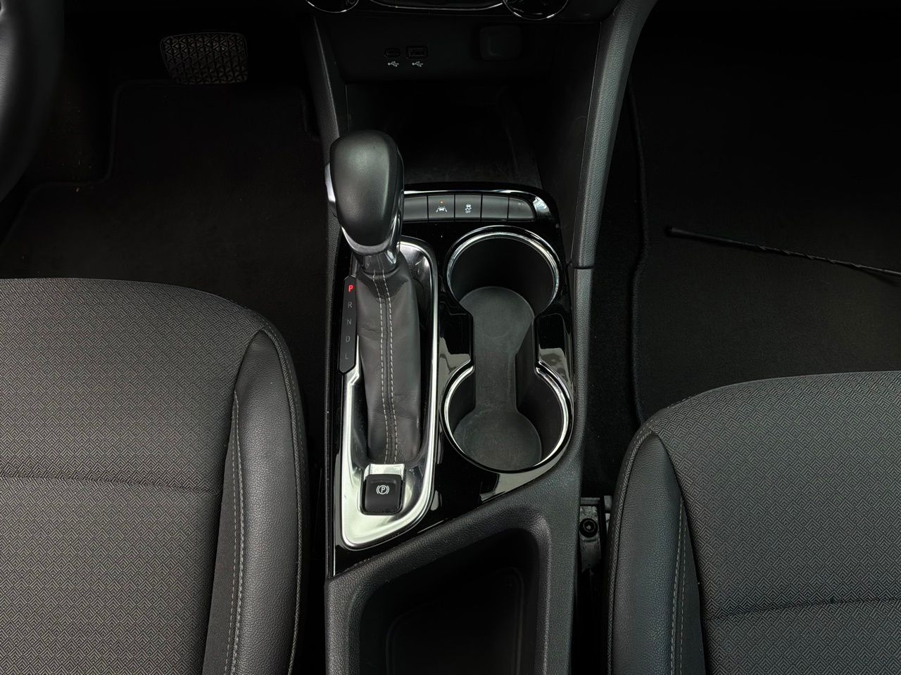 2025 Buick Encore GX Preferred - Photo 13