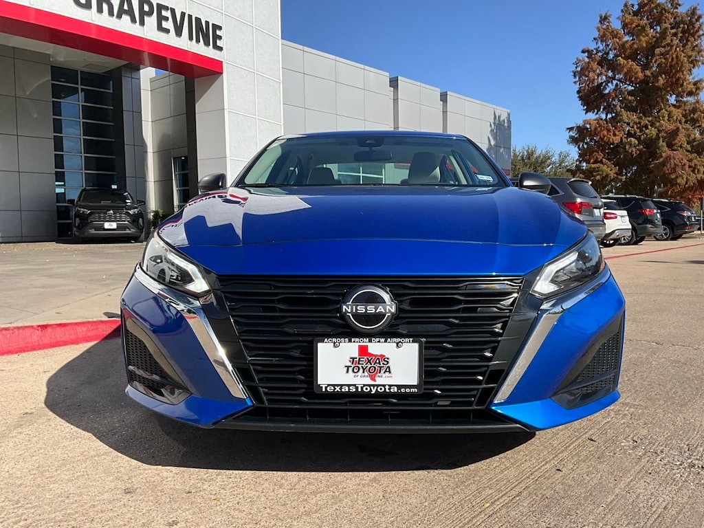 Used 2025 Nissan Altima 2.5 SV Sedan