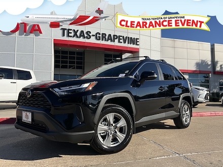 2025 Toyota RAV4 Hybrid XLE SUV