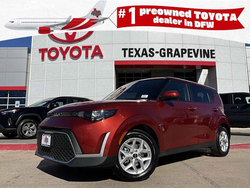 Used 2025 Kia Soul LX Hatchback