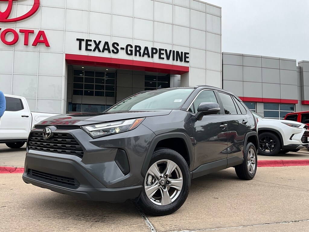 Used 2025 Toyota RAV4 XLE SUV