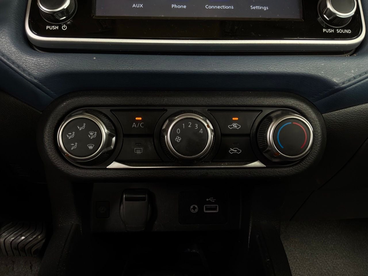 2025 Nissan Versa Sedan SV - Photo 26