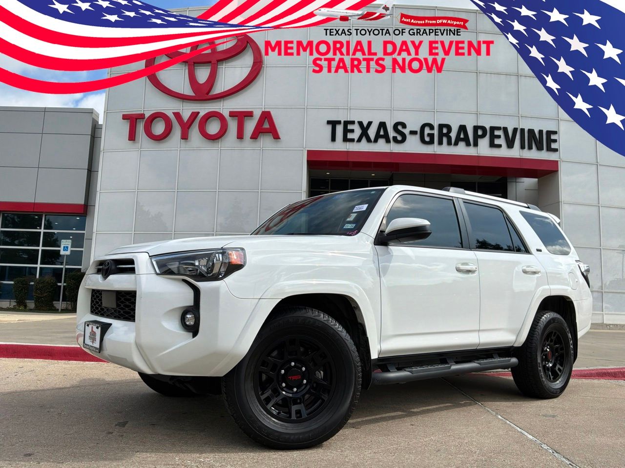 2023 Toyota 4Runner SR5 RWD V6's photo