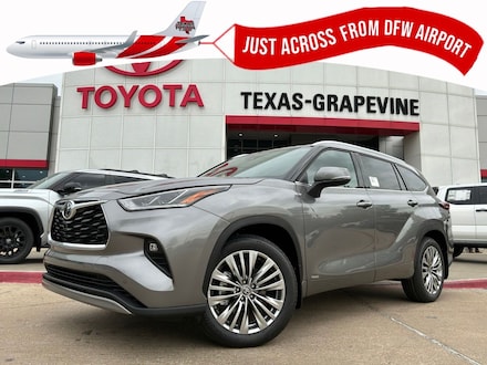 2026 Toyota Highlander Hybrid Platinum SUV