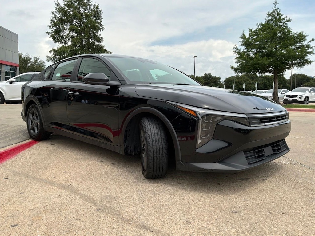 Used 2025 Kia