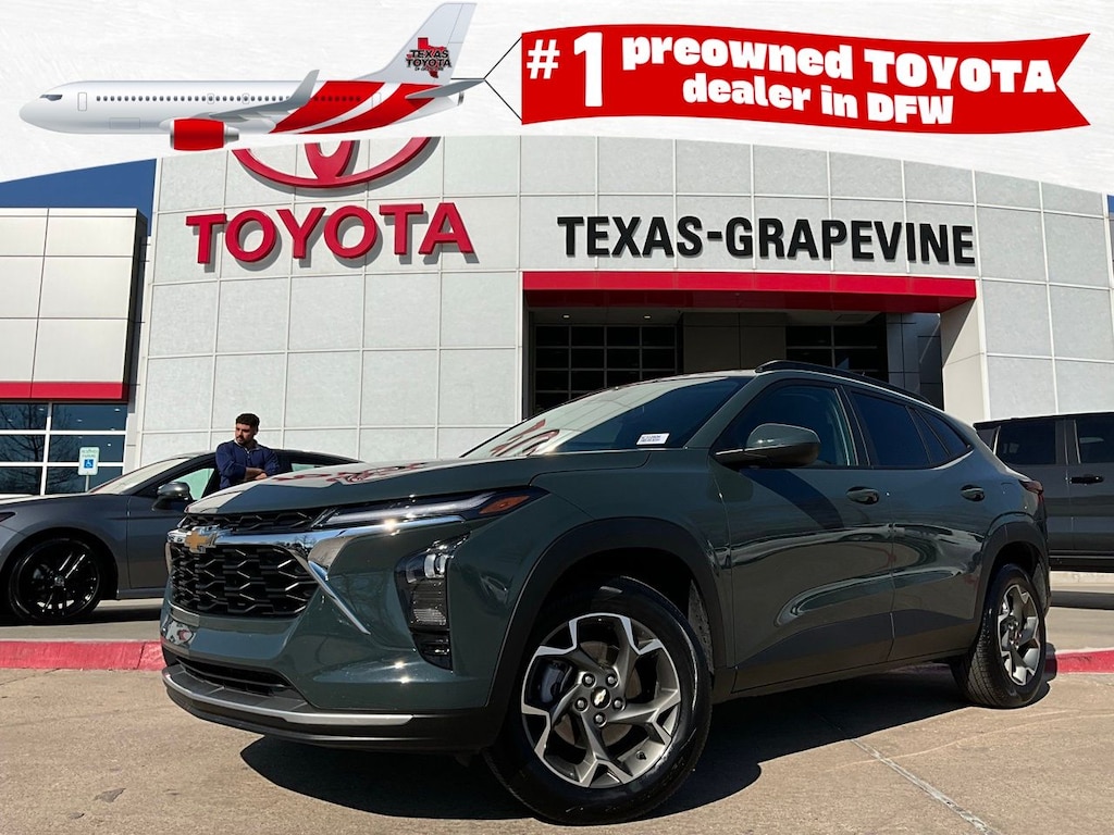 Used 2025 Chevrolet Trax LT SUV