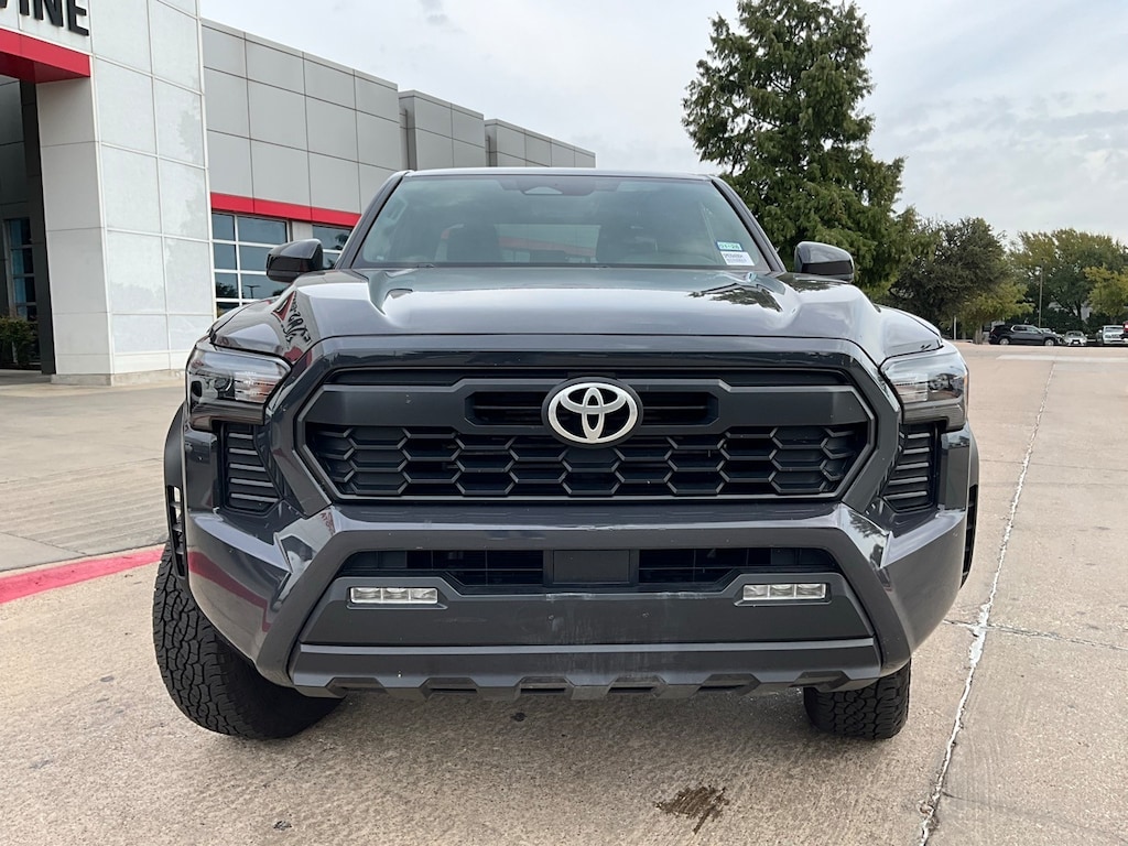 Used 2025 Toyota Tacoma TRD Off-Road Truck