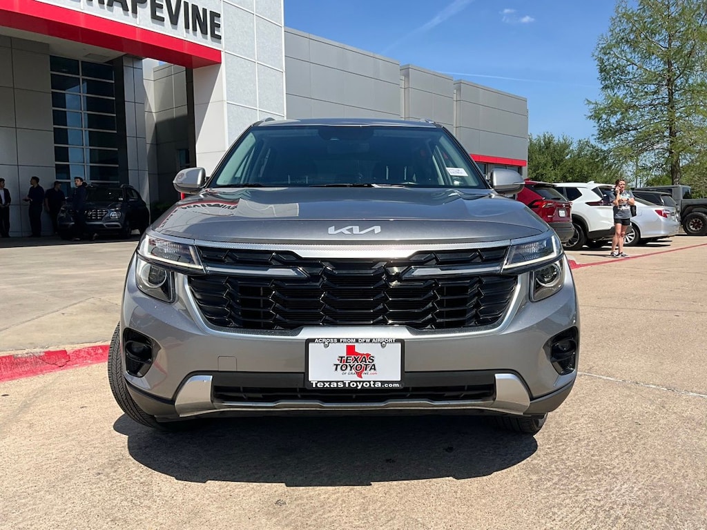 Used 2025 Kia Seltos S SUV