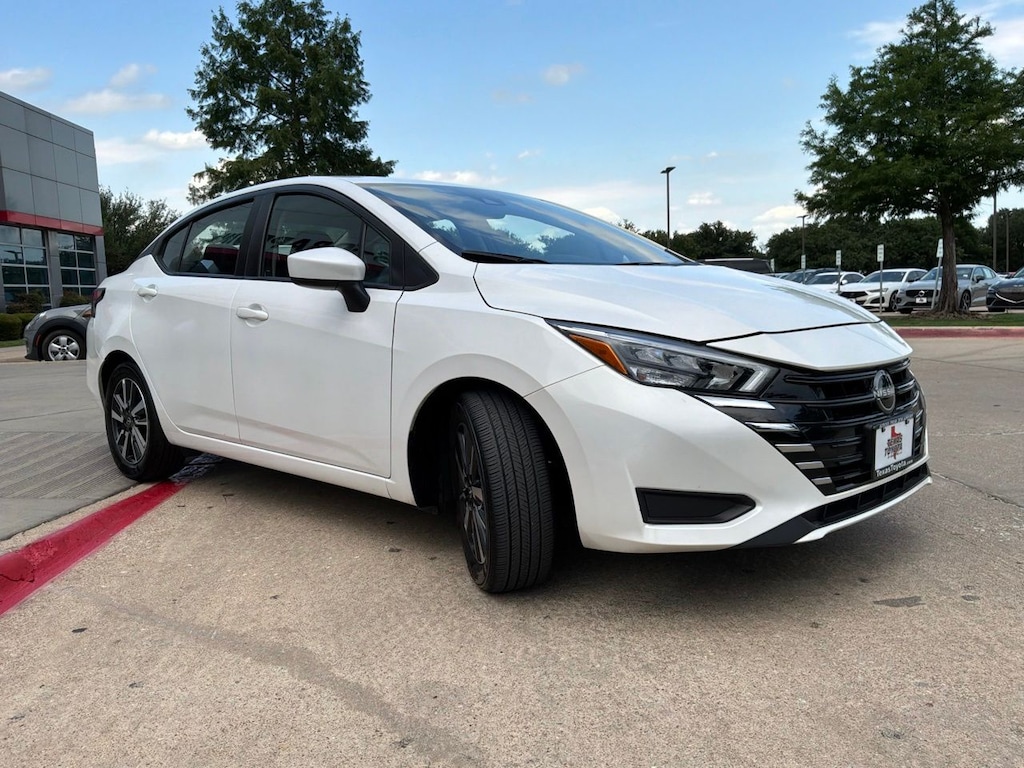Used 2025 Nissan