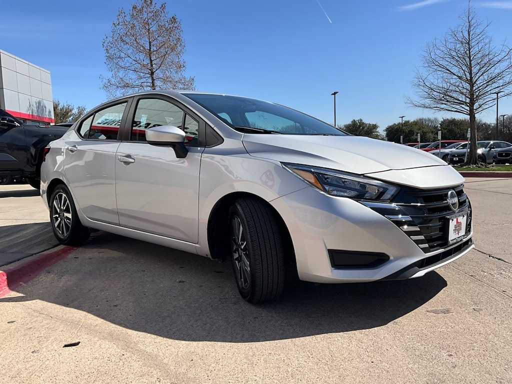 Used 2025 Nissan Versa 1.6 SV Sedan