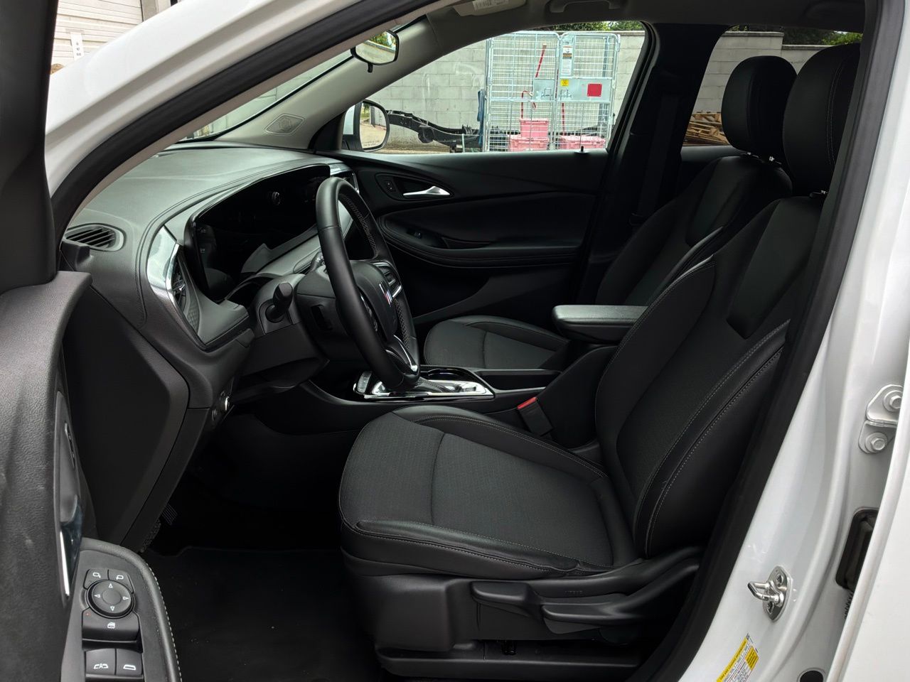 2025 Buick Encore GX Preferred - Photo 9