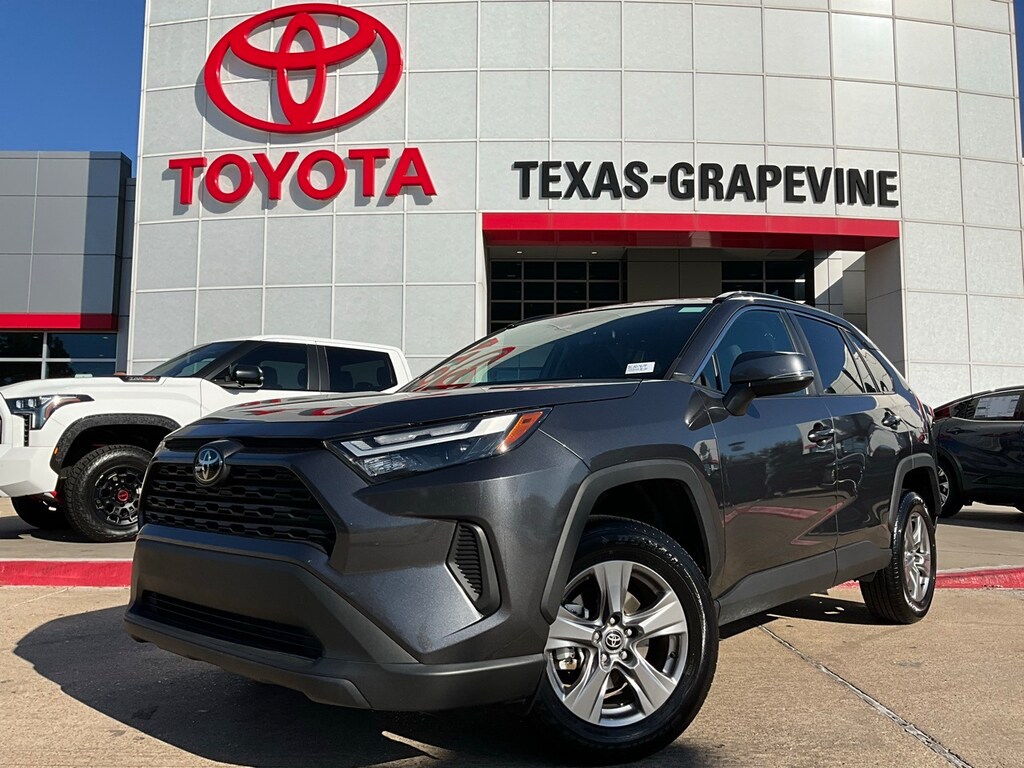 Used 2025 Toyota RAV4 XLE SUV