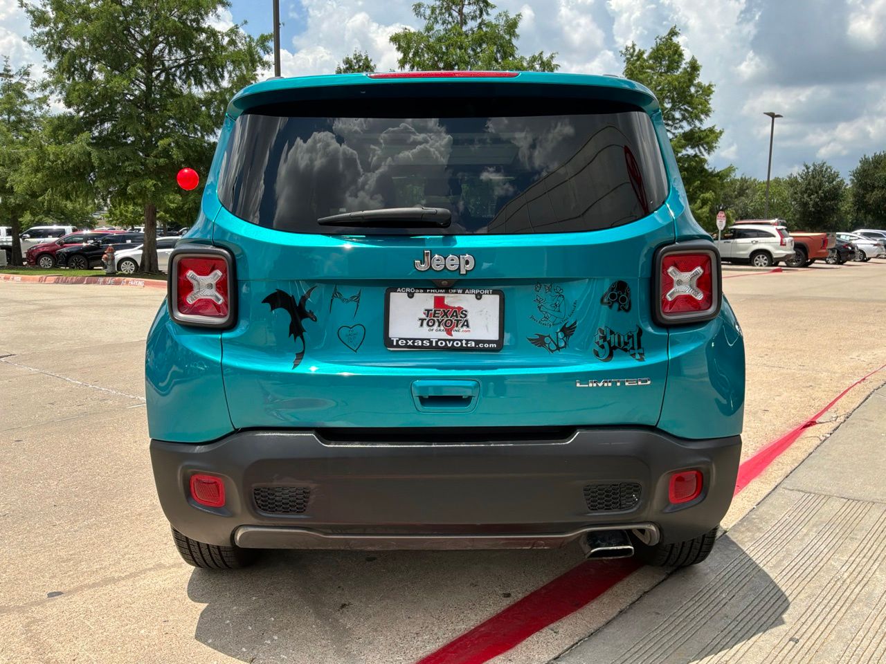 View vehicle photo 7