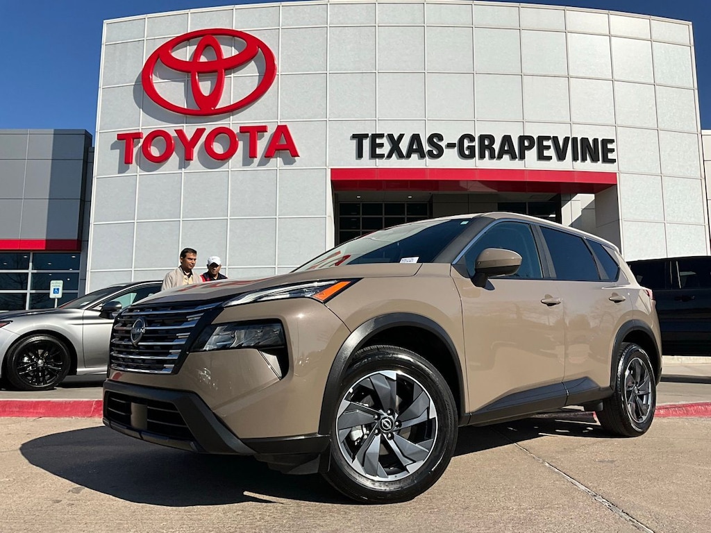 Used 2025 Nissan Rogue SV SUV