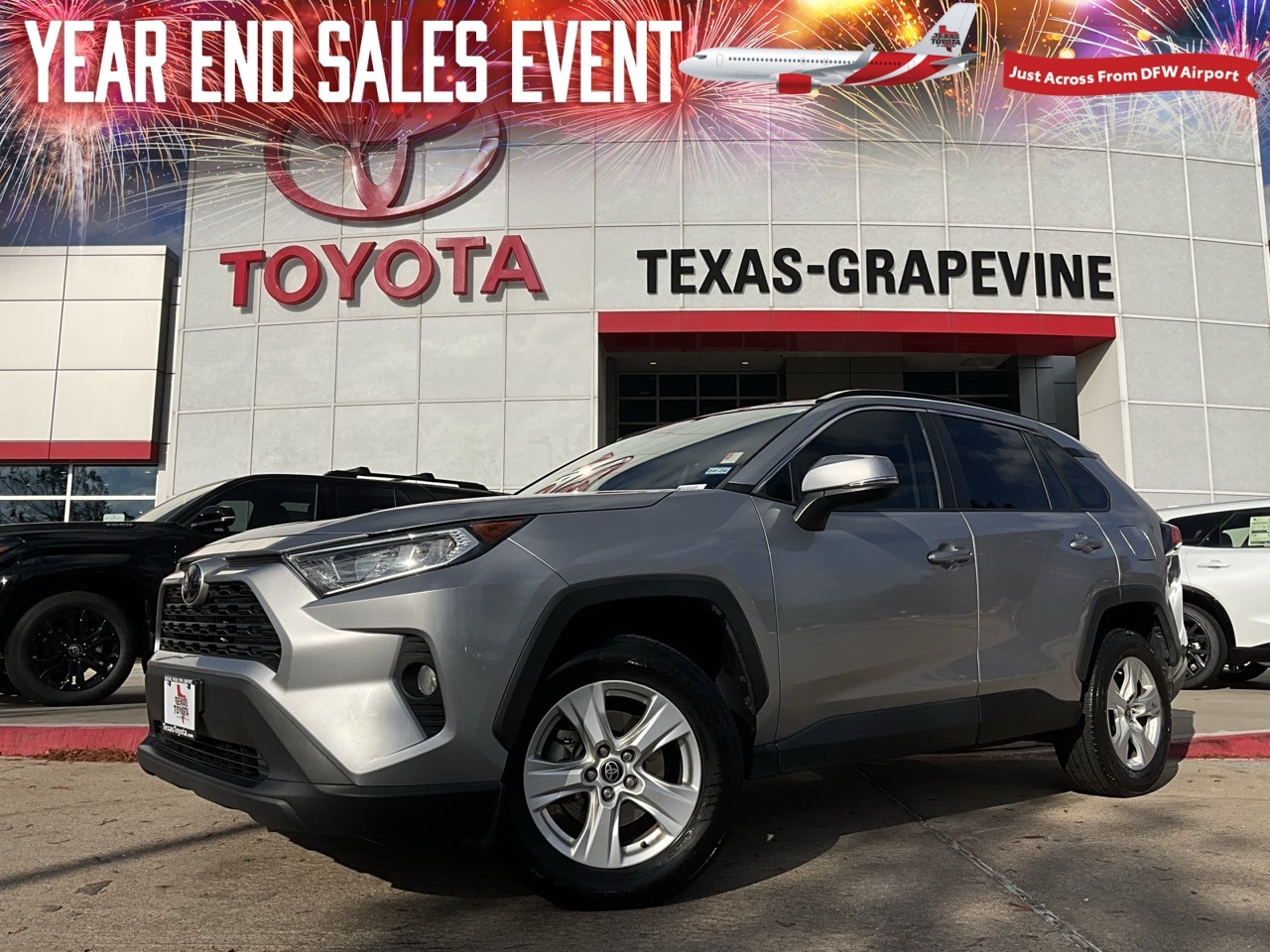 2021 Toyota RAV4 XLE's photo