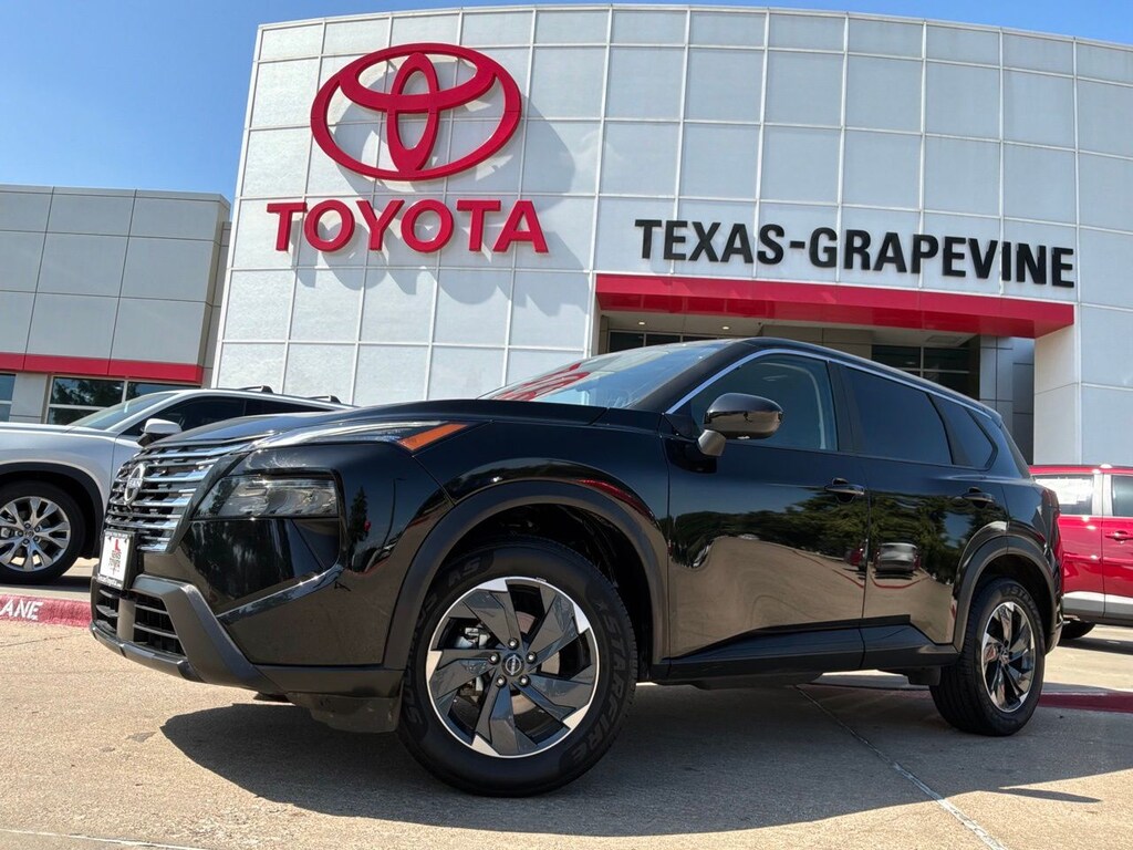 Used 2025 Nissan Rogue SV SUV