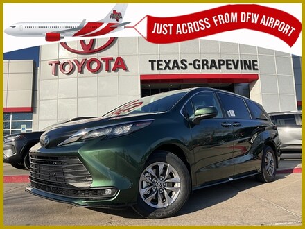 2026 Toyota Sienna XLE 8 Passenger Van Passenger Van