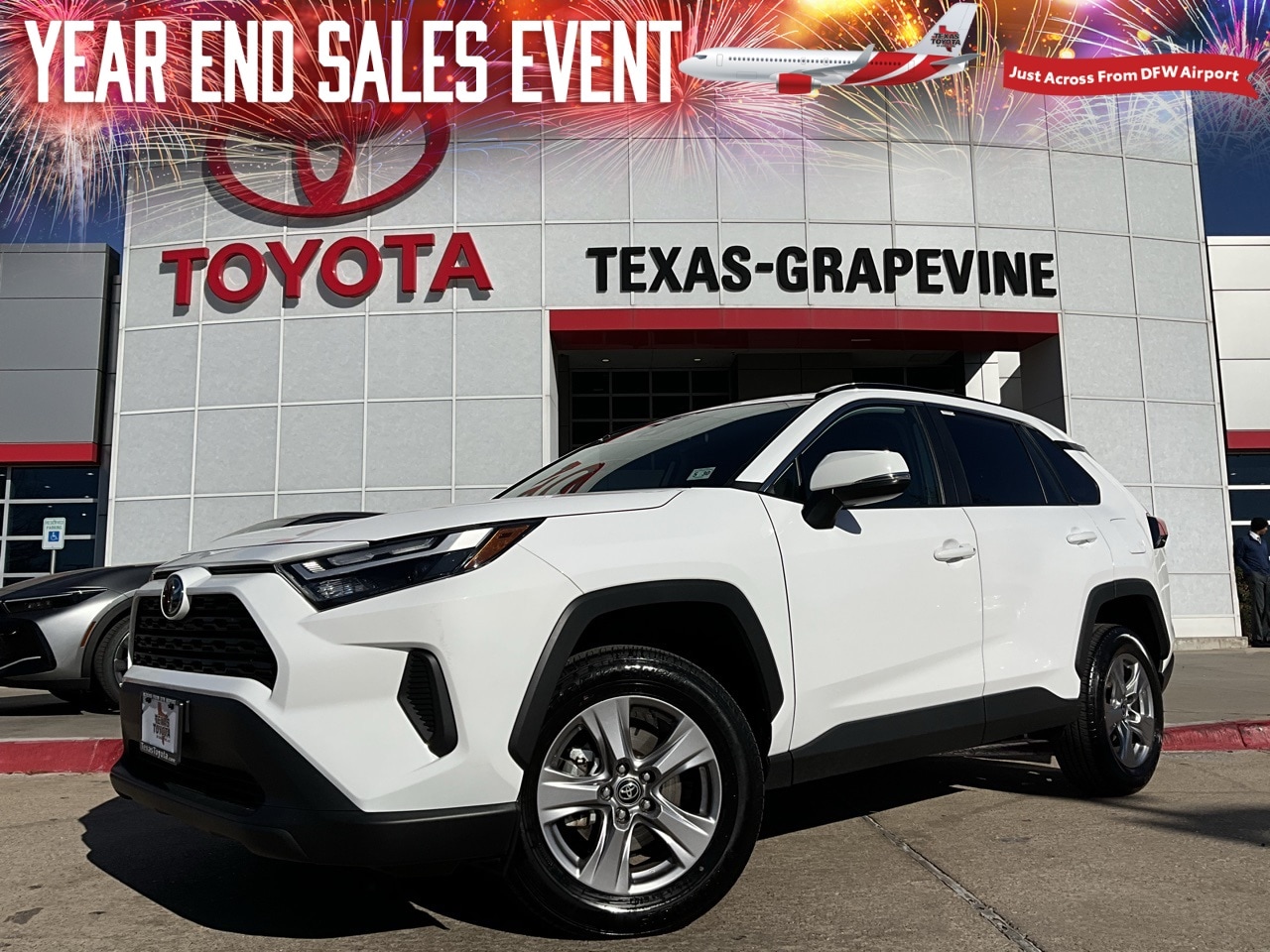 2025 Toyota RAV4 XLE's photo