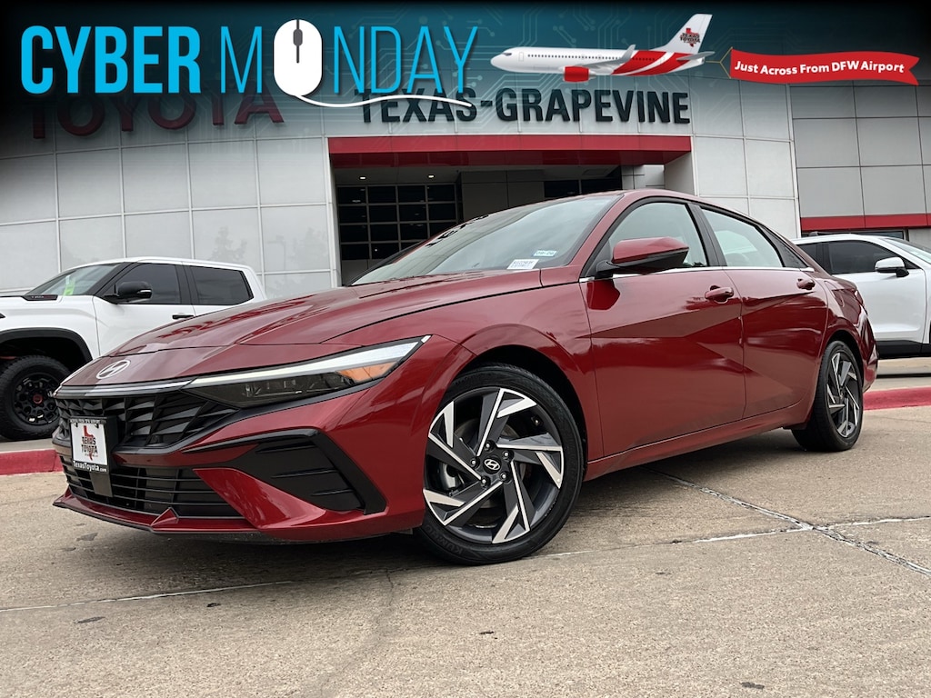 Used 2025 Hyundai Elantra Hybrid Limited Sedan