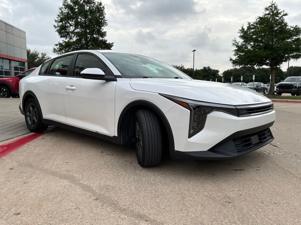 Used 2025 Kia K4 LXS Sedan