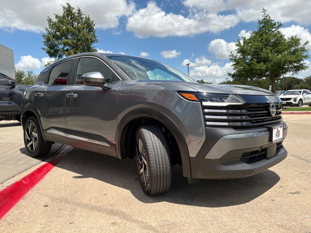 Used 2025 Nissan
