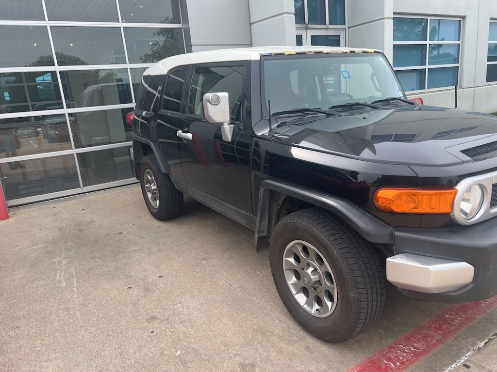 Used 2013 Toyota FJ Cruiser Base SUV