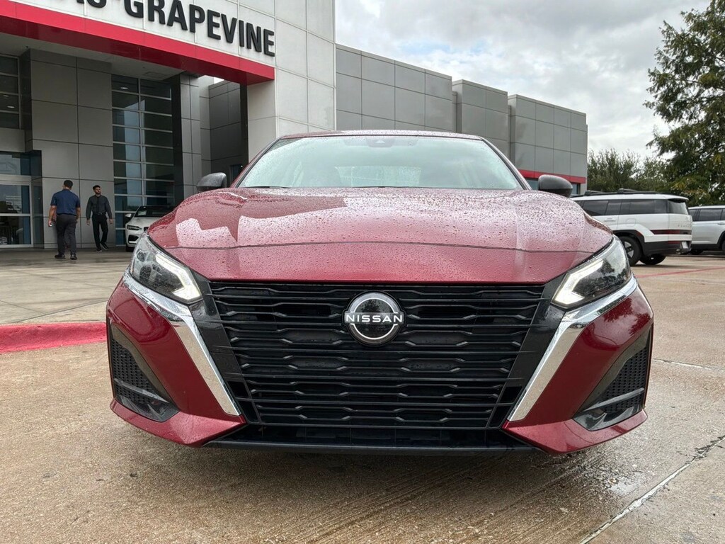 Used 2025 Nissan
