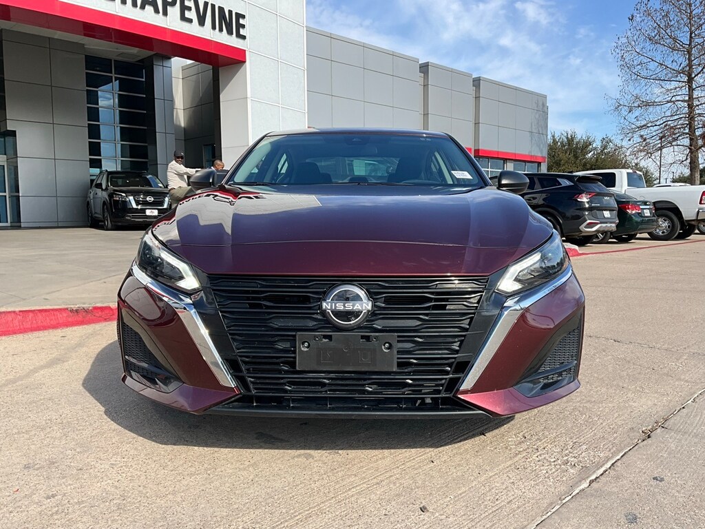 Used 2025 Nissan Altima 2.5 SV Sedan