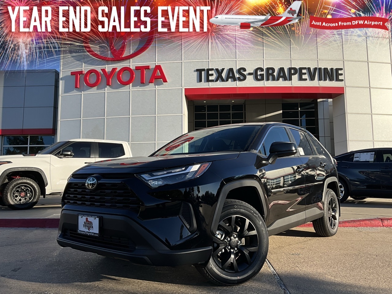 2025 Toyota RAV4 LE's photo