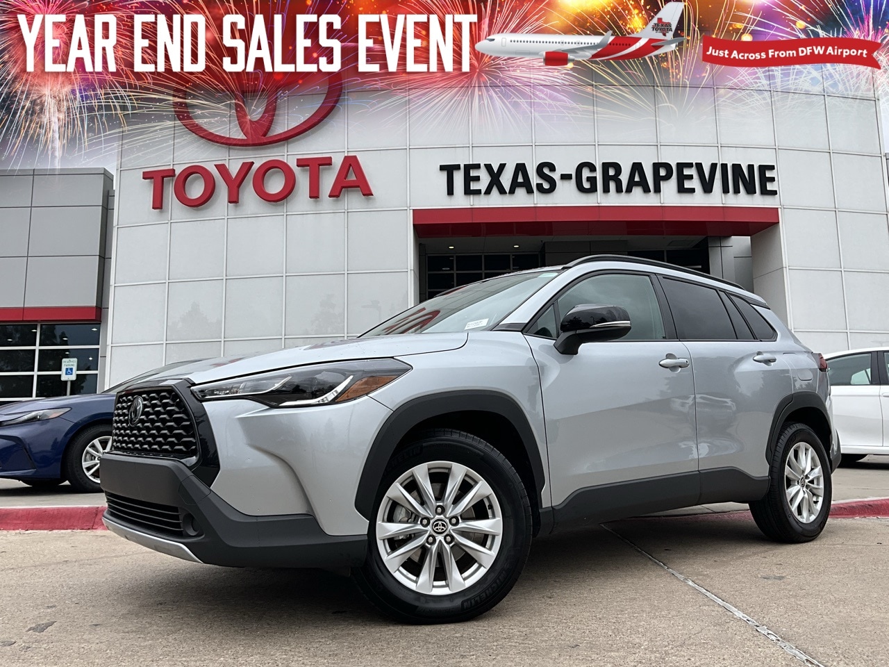 2025 Toyota Corolla Cross LE's photo