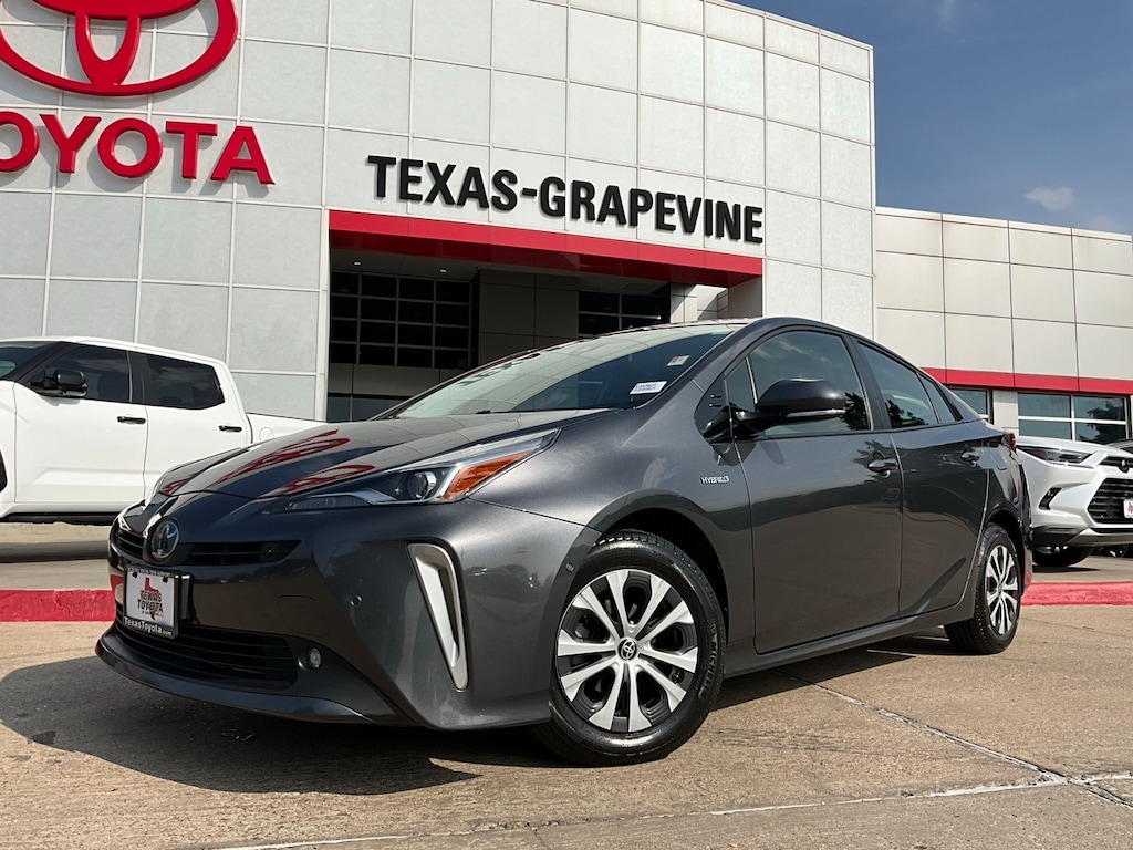 Used 2019 Toyota Prius LE AWD-e Hatchback