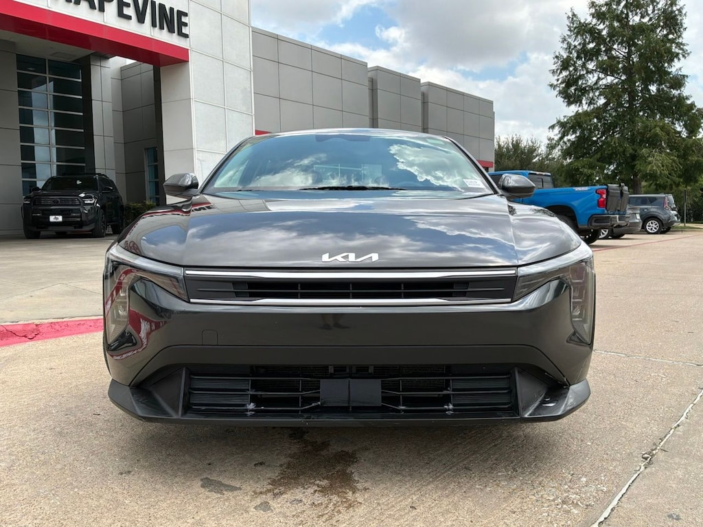 Used 2025 Kia