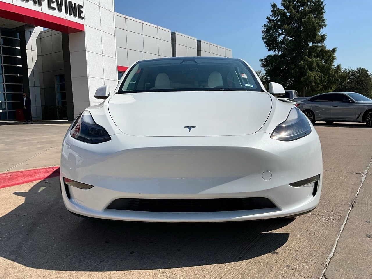 2023 Tesla Model Y Long Range photo 3