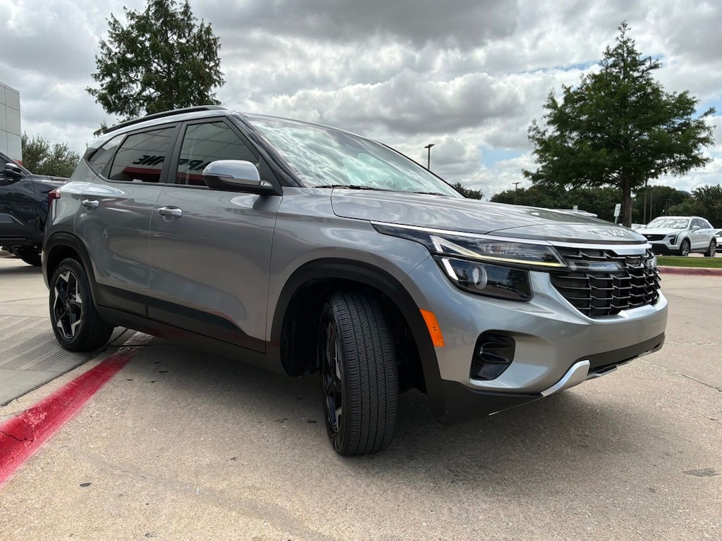 Used 2025 Kia Seltos S SUV