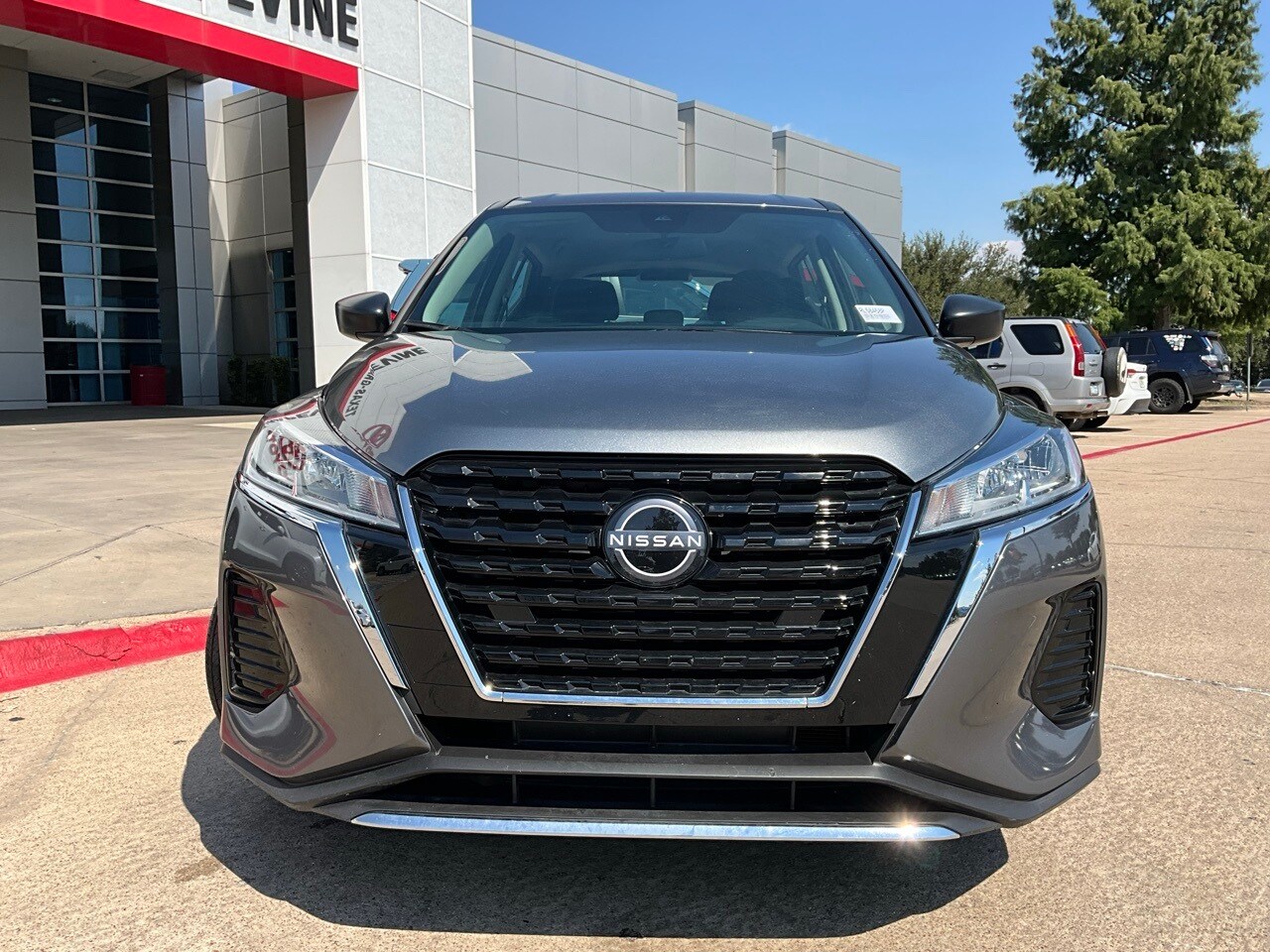 2024 Nissan Kicks S photo 3