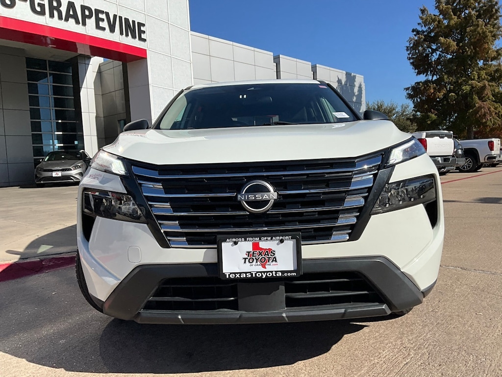 Used 2024 Nissan Rogue S SUV