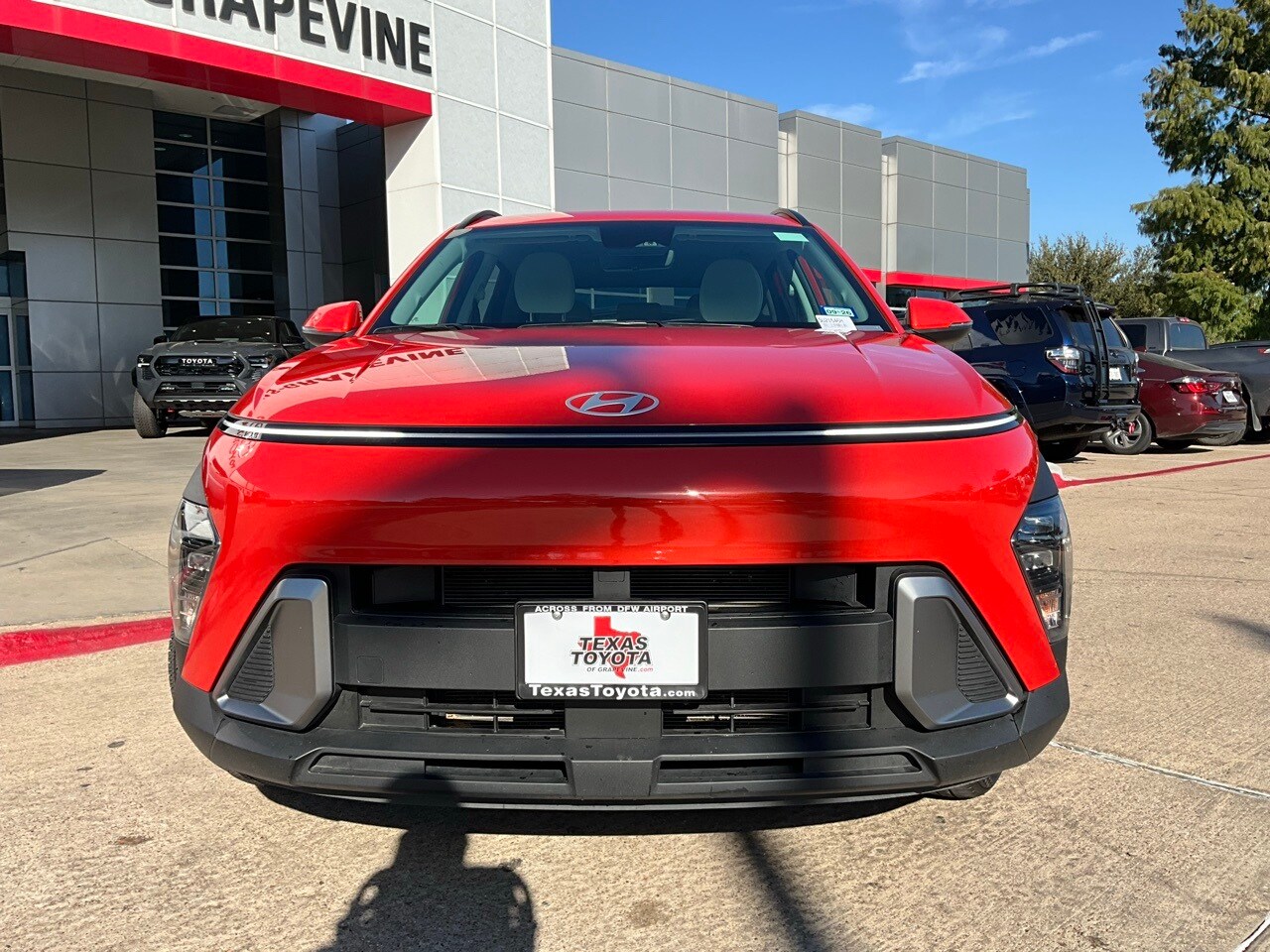 2025 Hyundai Kona SEL photo 3