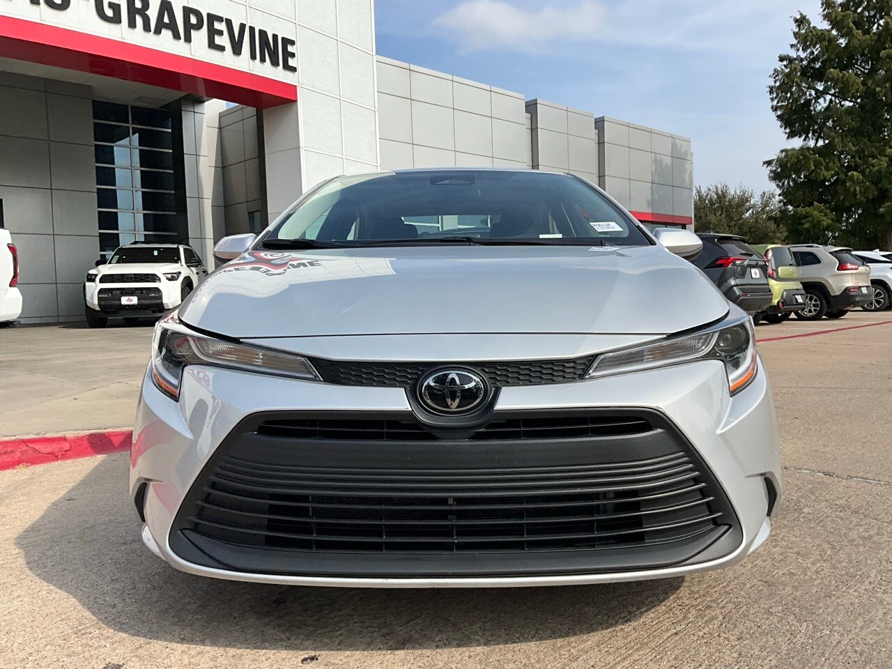 2024 Toyota Corolla LE photo 3