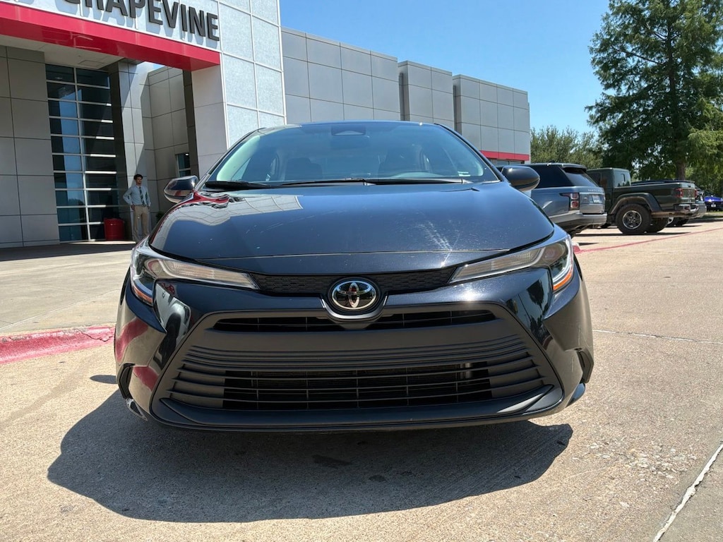 Used 2025 Toyota Corolla LE Sedan