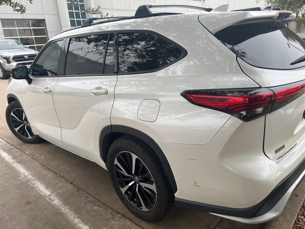 Used 2021 Toyota Highlander XSE SUV