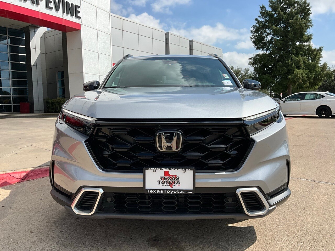 2023 Honda CR-V Hybrid Sport Touring photo 3