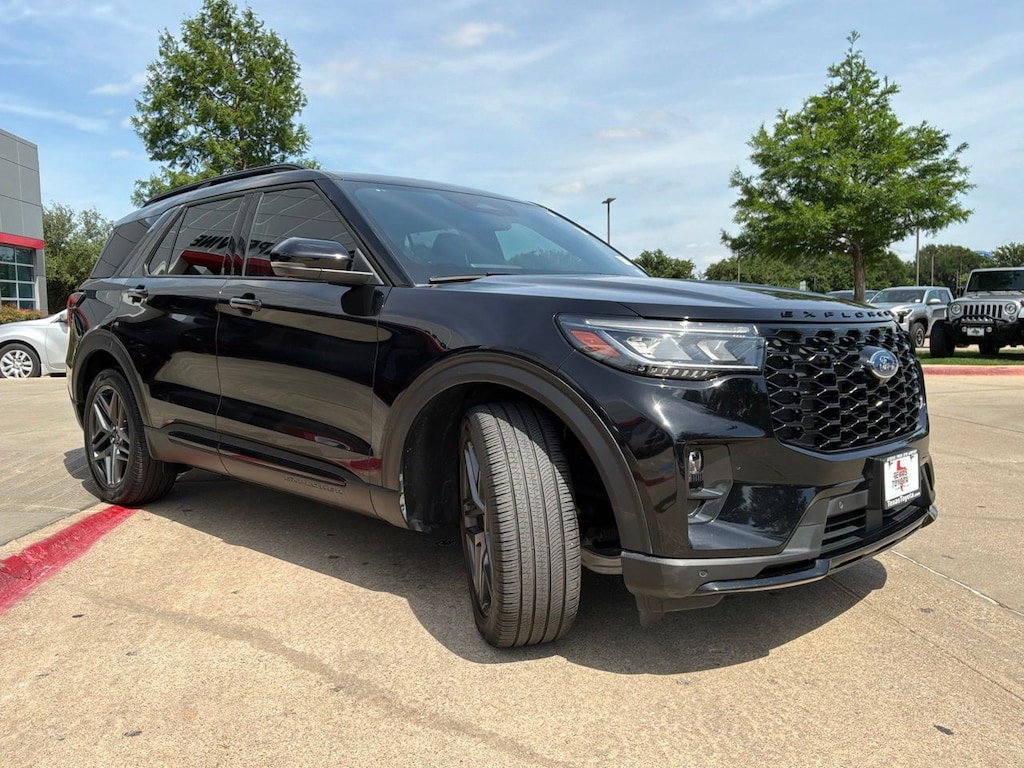 Used 2025 Ford Explorer ST SUV
