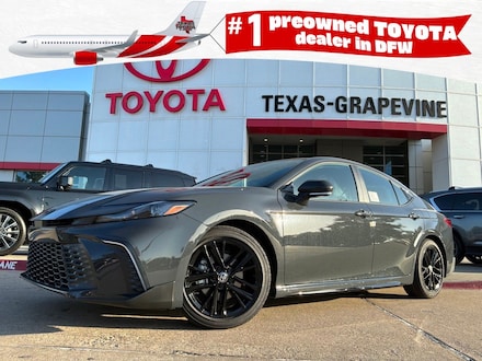 2026 Toyota Camry SE Car