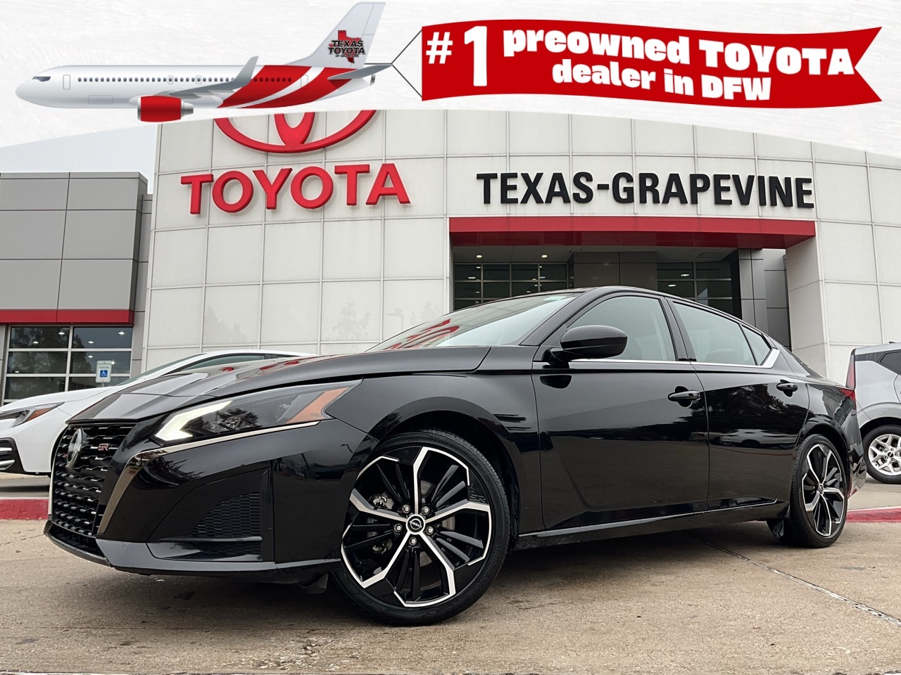 2025 Nissan Altima SR's photo