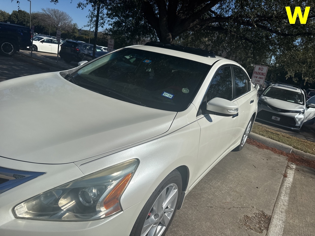 2015 Nissan Altima SV's photo